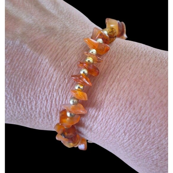 Vintage Carnelian Chip Bracelet Gold Tone Bead Stations 6.5" - Picture 1 of 3